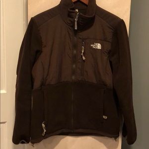 Brown traditional Denali north face